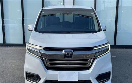 Honda Stepwgn IV, 2021 год, 2 255 000 рублей, 4 фотография
