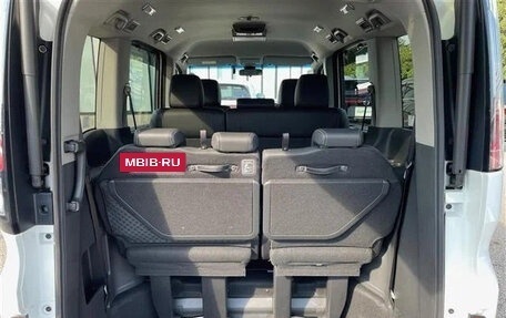 Honda Stepwgn IV, 2021 год, 2 255 000 рублей, 16 фотография
