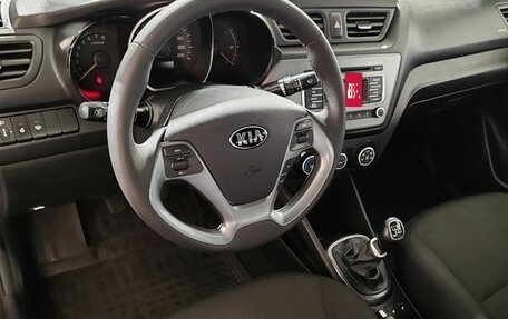 KIA Rio III рестайлинг, 2015 год, 900 000 рублей, 12 фотография