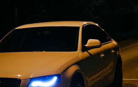 Audi A4, 2010 год, 1 300 000 рублей, 5 фотография