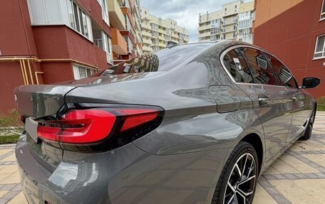 BMW 5 серия, 2020 год, 4 000 000 рублей, 2 фотография