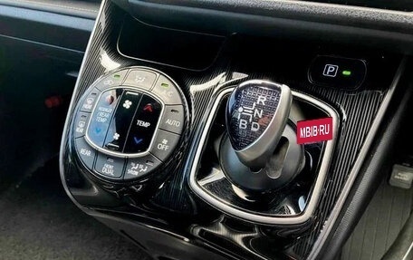 Toyota Esquire I, 2020 год, 1 815 000 рублей, 13 фотография