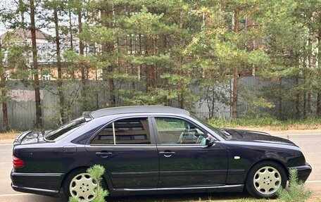 Mercedes-Benz E-Класс, 1998 год, 380 000 рублей, 11 фотография