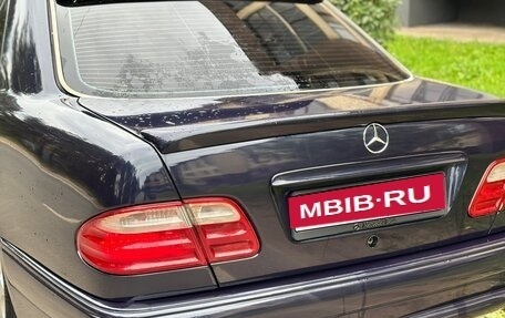 Mercedes-Benz E-Класс, 1998 год, 380 000 рублей, 7 фотография