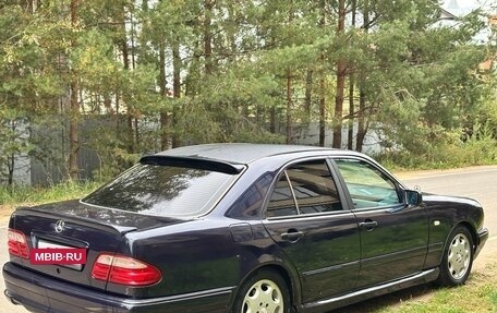 Mercedes-Benz E-Класс, 1998 год, 380 000 рублей, 10 фотография