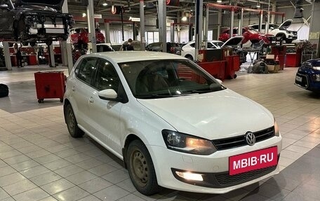 Volkswagen Polo VI (EU Market), 2012 год, 749 000 рублей, 2 фотография