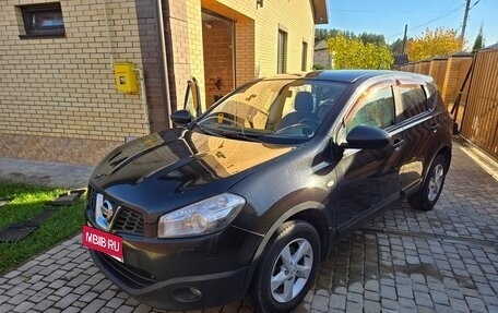 Nissan Qashqai, 2011 год, 750 000 рублей, 2 фотография