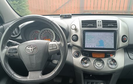 Toyota RAV4, 2011 год, 1 100 000 рублей, 15 фотография