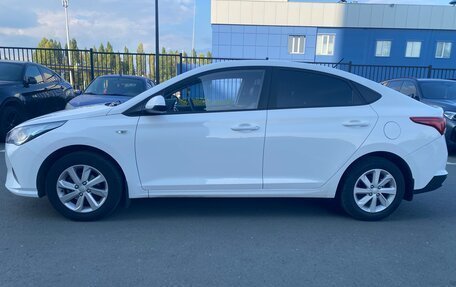 Hyundai Solaris II рестайлинг, 2021 год, 1 600 000 рублей, 3 фотография