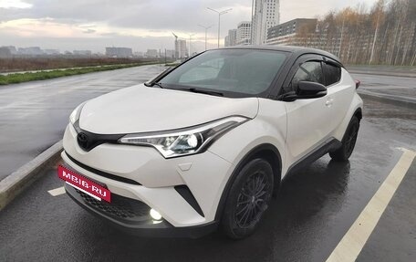 Toyota C-HR I рестайлинг, 2019 год, 2 599 000 рублей, 3 фотография