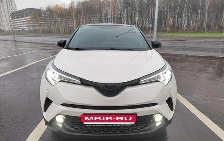 Toyota C-HR I рестайлинг, 2019 год, 2 599 000 рублей, 2 фотография