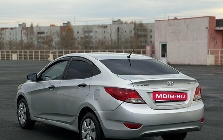 Hyundai Solaris II рестайлинг, 2013 год, 599 000 рублей, 9 фотография