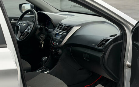 Hyundai Solaris II рестайлинг, 2013 год, 599 000 рублей, 21 фотография