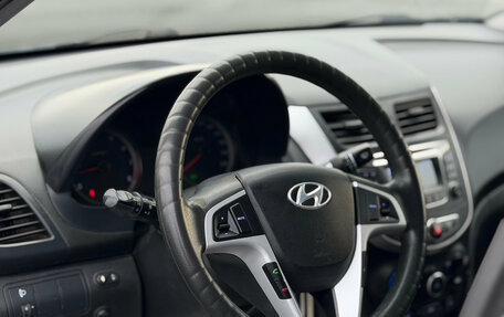 Hyundai Solaris II рестайлинг, 2013 год, 599 000 рублей, 25 фотография