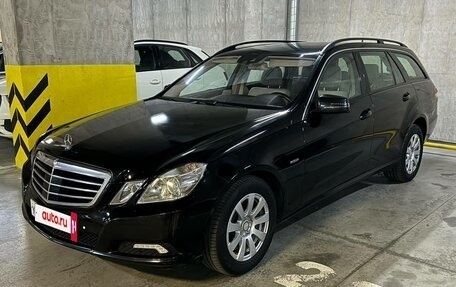 Mercedes-Benz E-Класс, 2010 год, 1 200 000 рублей, 2 фотография