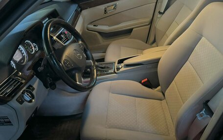 Mercedes-Benz E-Класс, 2010 год, 1 200 000 рублей, 12 фотография