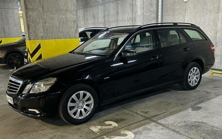 Mercedes-Benz E-Класс, 2010 год, 1 200 000 рублей, 4 фотография
