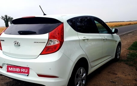 Hyundai Solaris II рестайлинг, 2014 год, 1 200 000 рублей, 4 фотография