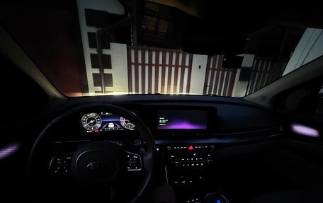 KIA Carnival, 2021 год, 4 500 000 рублей, 16 фотография