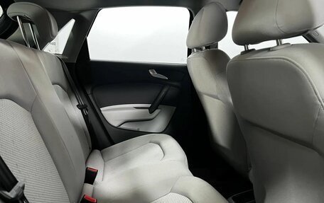 Audi A1, 2012 год, 1 000 000 рублей, 12 фотография