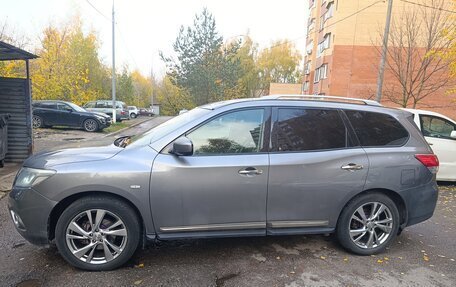 Nissan Pathfinder, 2015 год, 1 850 000 рублей, 6 фотография