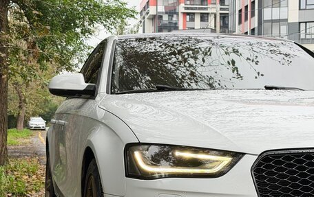 Audi A4, 2015 год, 1 850 000 рублей, 9 фотография