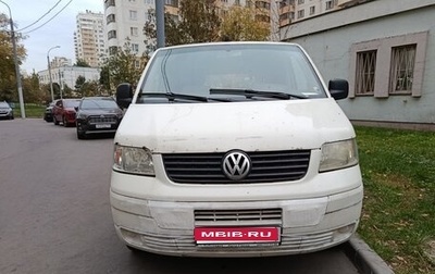 Volkswagen Transporter T5 рестайлинг, 2004 год, 550 000 рублей, 1 фотография
