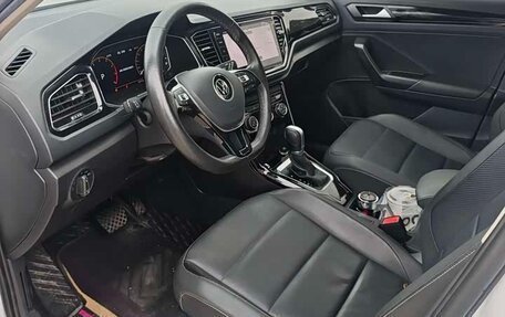 Volkswagen T-Roc I, 2022 год, 1 890 000 рублей, 7 фотография