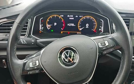 Volkswagen T-Roc I, 2022 год, 1 890 000 рублей, 12 фотография