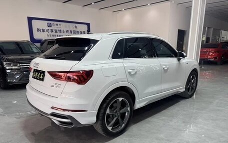 Audi Q3, 2023 год, 2 300 000 рублей, 4 фотография