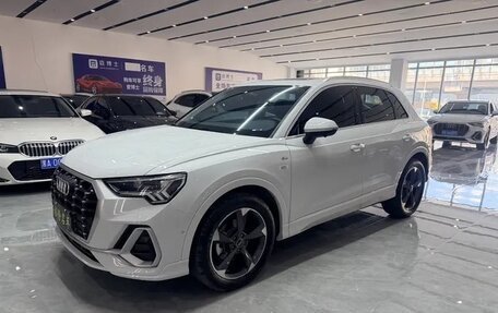 Audi Q3, 2023 год, 2 300 000 рублей, 3 фотография