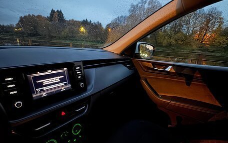 Skoda Rapid II, 2020 год, 1 600 000 рублей, 24 фотография