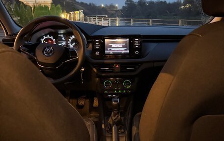 Skoda Rapid II, 2020 год, 1 600 000 рублей, 33 фотография
