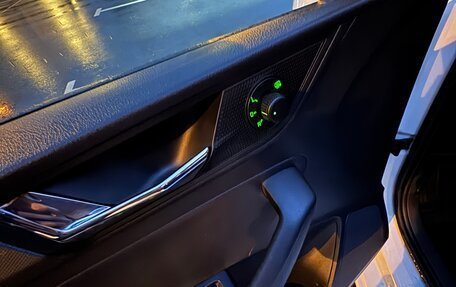 Skoda Rapid II, 2020 год, 1 600 000 рублей, 26 фотография