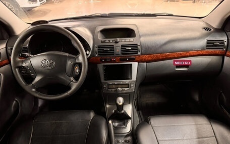 Toyota Avensis III рестайлинг, 2006 год, 590 000 рублей, 10 фотография