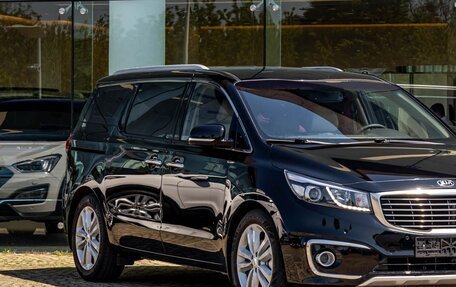 KIA Carnival III, 2017 год, 2 065 000 рублей, 7 фотография