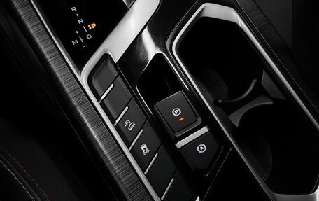 Geely Tugella FY11, 2023 год, 2 640 000 рублей, 21 фотография