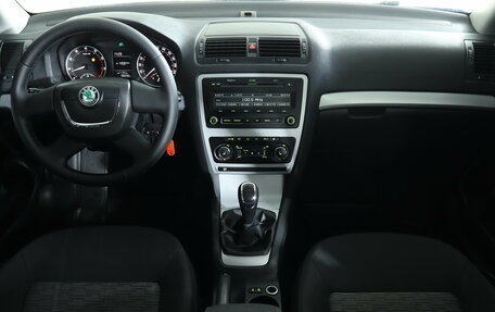 Skoda Octavia, 2011 год, 679 000 рублей, 18 фотография
