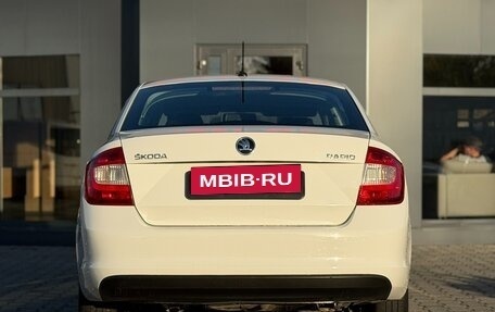 Skoda Rapid I, 2015 год, 595 000 рублей, 5 фотография
