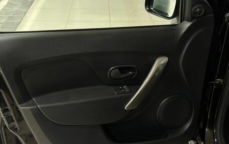 Renault Logan II, 2019 год, 997 000 рублей, 10 фотография