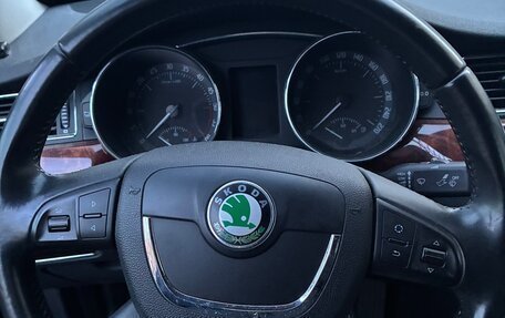 Skoda Superb III рестайлинг, 2012 год, 750 000 рублей, 2 фотография