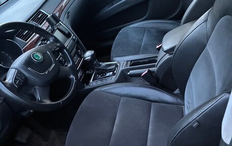 Skoda Superb III рестайлинг, 2012 год, 750 000 рублей, 5 фотография