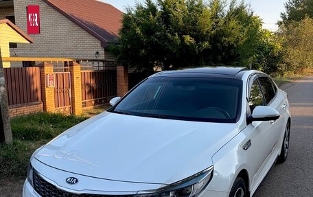 KIA Optima IV, 2018 год, 1 950 000 рублей, 2 фотография