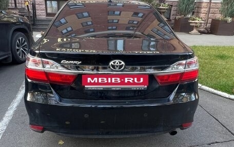 Toyota Camry, 2017 год, 2 200 000 рублей, 7 фотография