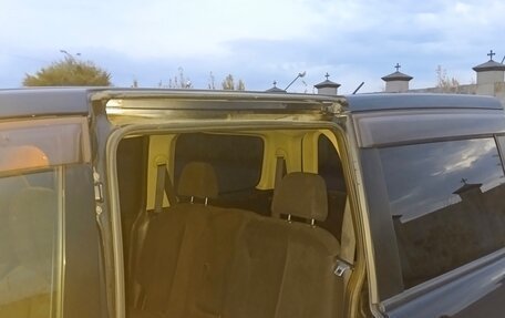 Nissan Lafesta I, 2008 год, 750 000 рублей, 11 фотография