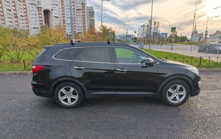 Hyundai Santa Fe III рестайлинг, 2015 год, 2 000 000 рублей, 2 фотография