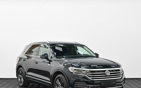 Volkswagen Touareg III, 2019 год, 4 945 000 рублей, 1 фотография