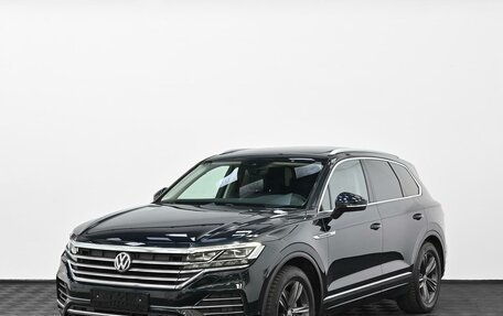 Volkswagen Touareg III, 2019 год, 4 945 000 рублей, 3 фотография