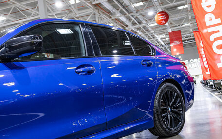 BMW 3 серия, 2019 год, 4 250 000 рублей, 2 фотография