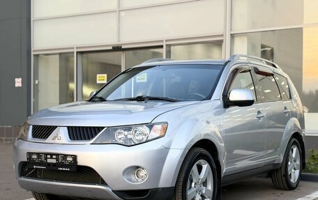 Mitsubishi Outlander III рестайлинг 3, 2008 год, 850 000 рублей, 3 фотография